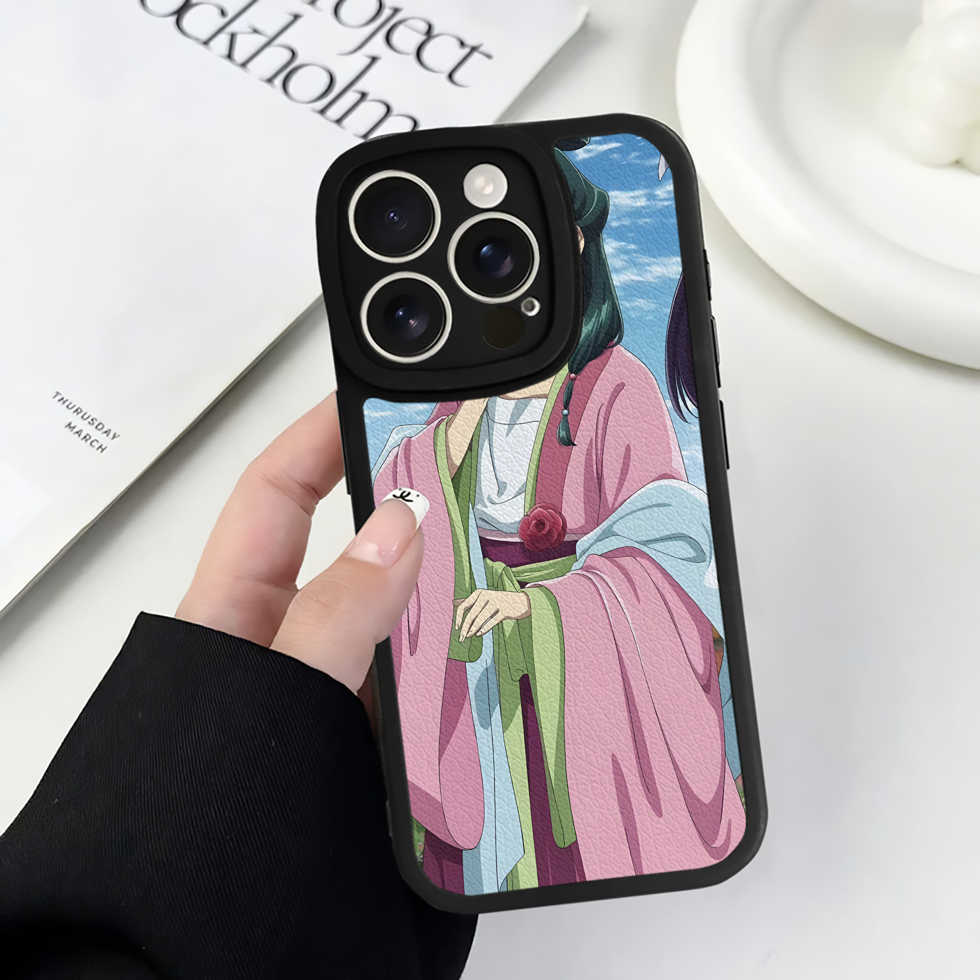 薬屋のひとりごと The Apothecary Diaries 【iPhone 16シリーズ対応】シリコンスマホケース（レザー調） 材質：シリコン